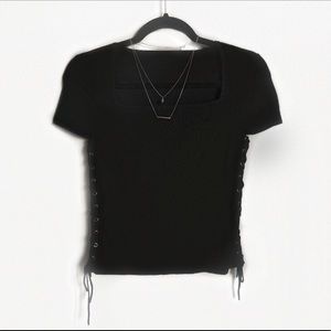 Black Cap Sleeve Lace Up Side Top!